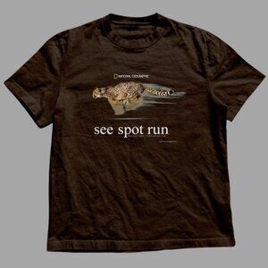Brown - National Geographic cheetah “see spot run” tee